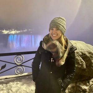 Meet your Posher, Hailey